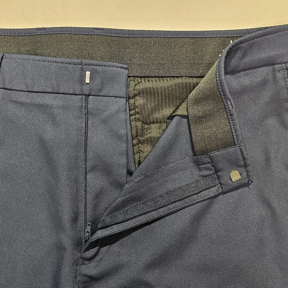 Haggar Standards Mens 38x32 Blue Dress Pants Straight Fit Super Flex Waistband